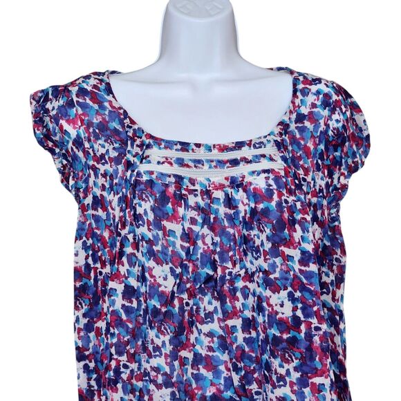 Jessica Simpson Womens Pullover Blouse Size M Semi-Sheer Gauzy Pleated Top - Picture 3 of 9